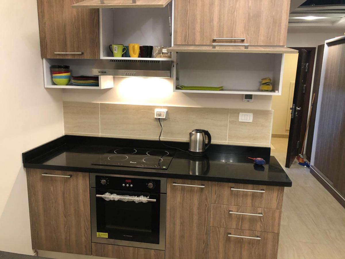 Apartament Stylish Pool View In Al Dau Heights