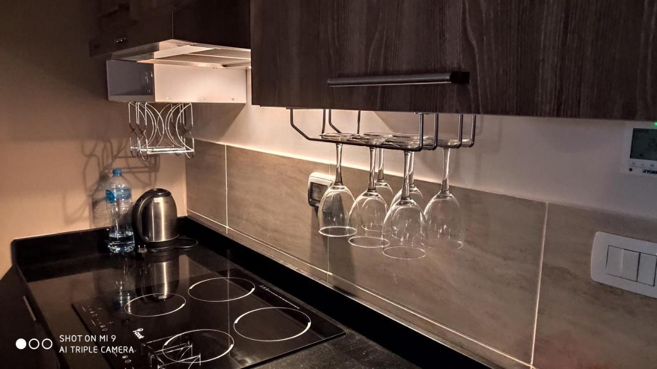 Apartament Stylish Pool View In Al Dau Heights *
